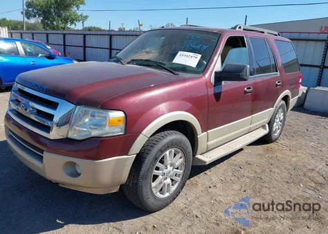 2010 Ford Expedition Eddie Bauer из США, поврежденный, VIN 1FMJU1J52AEB58185